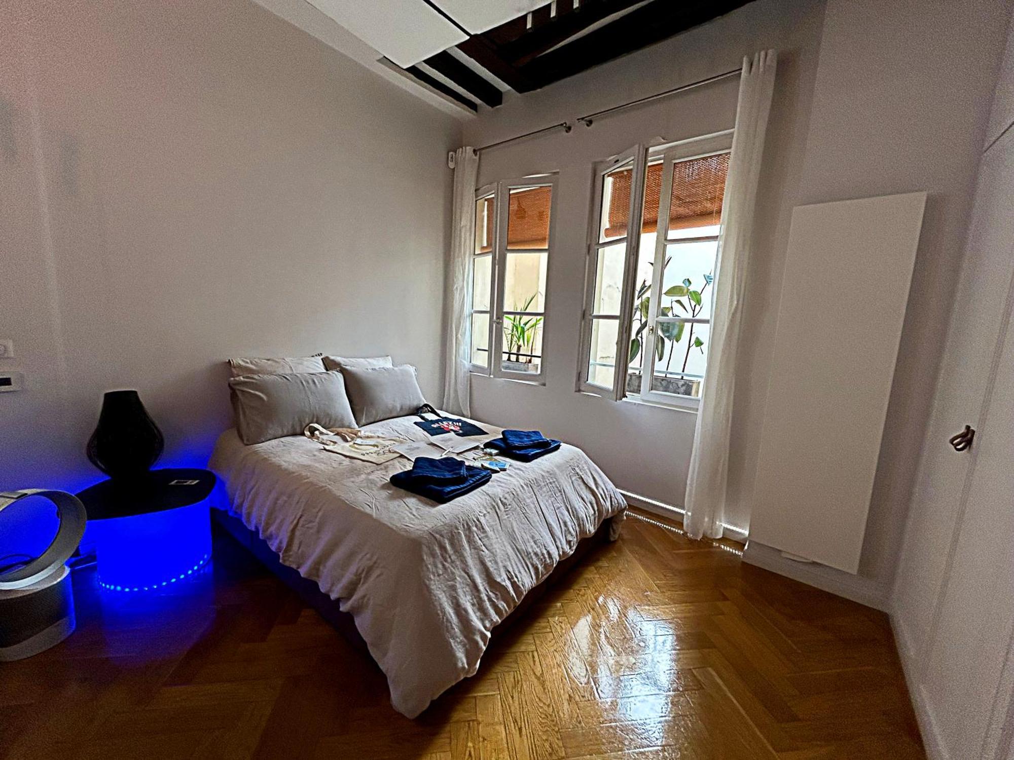 Fantastique Et Incroyable Le Marais Apartment