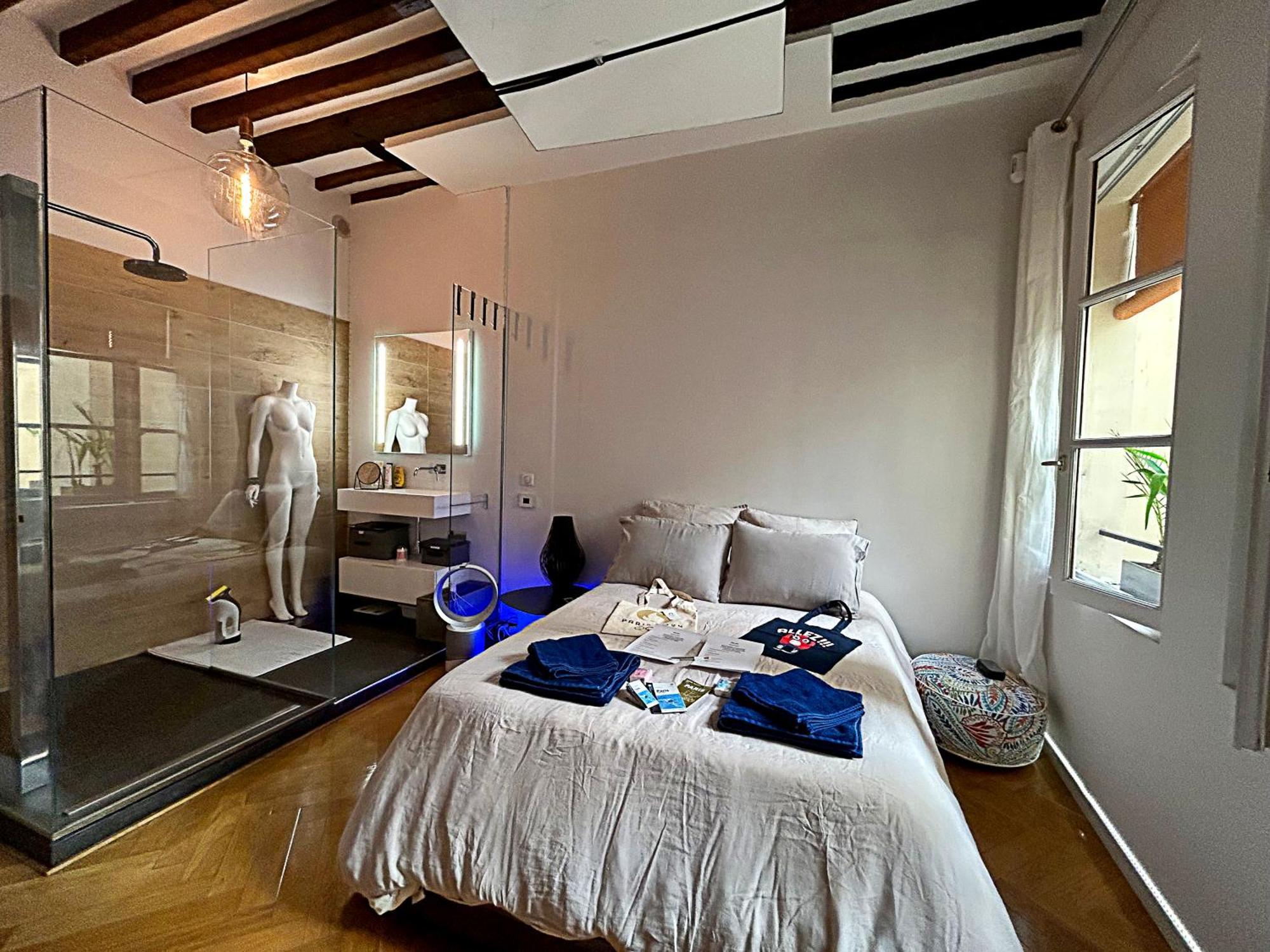 Fantastique Et Incroyable Le Marais Apartment