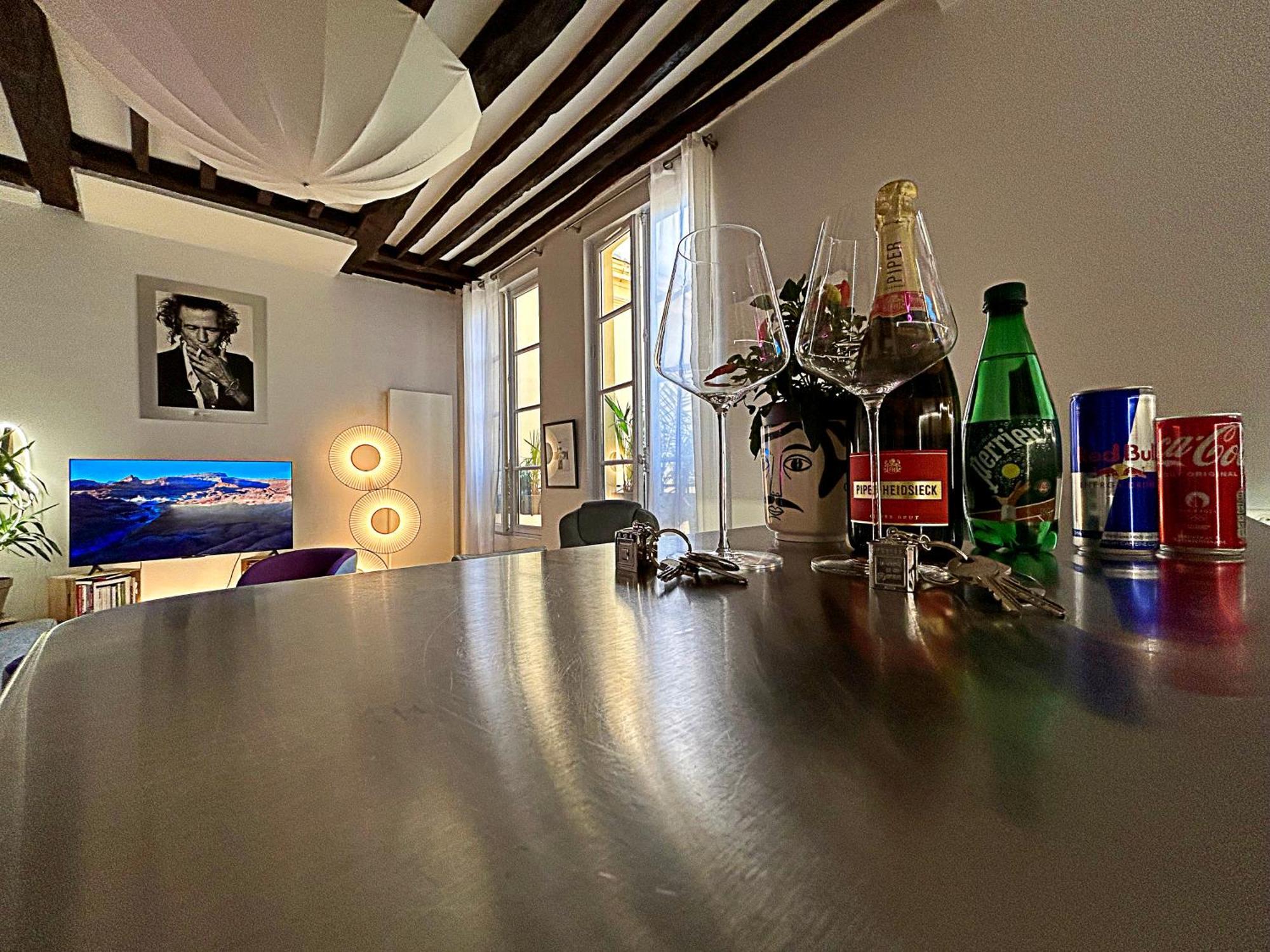 Fantastique Et Incroyable Le Marais Apartment