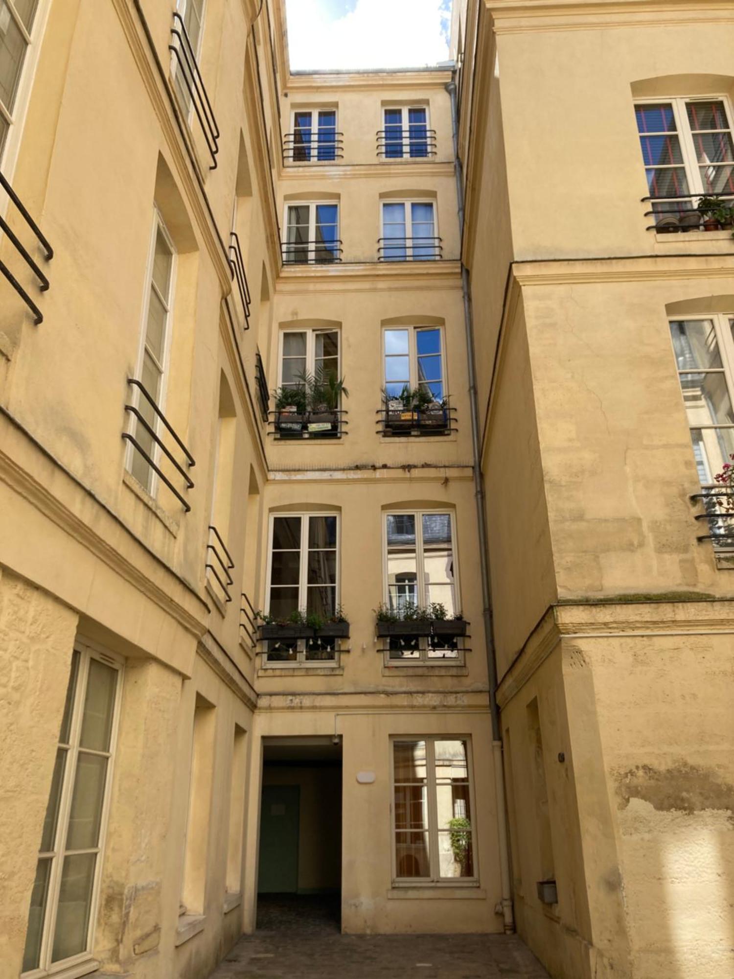 Fantastique Et Incroyable Le Marais Apartment