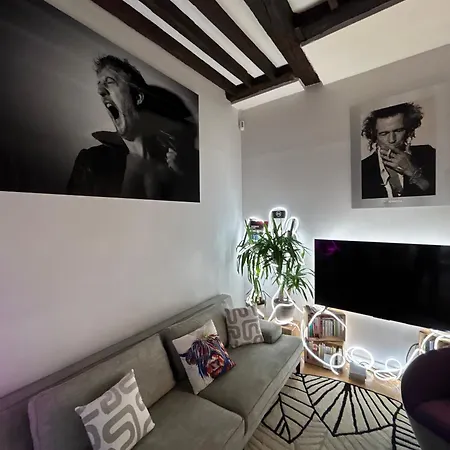 Le Marais à - Fantastique&inoubliable